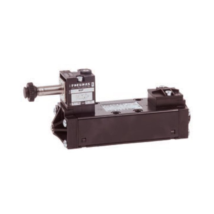 Pneumax 1012.52.3.9.M3P Sol Valve - Iso2 5/2 Way Sol S