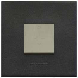 Veti BE-MAJ-0000270 45A 3Pole Isolator 100x100mm White Veti3 - Colour Options - Graphite/Titanium